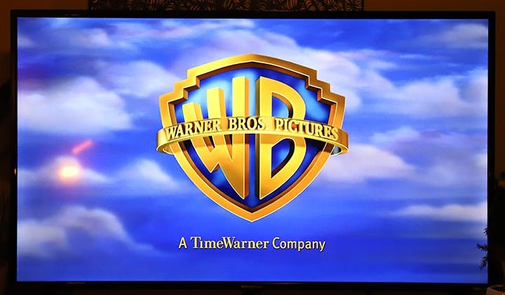 Warner wins retail support for hybrid high def disc