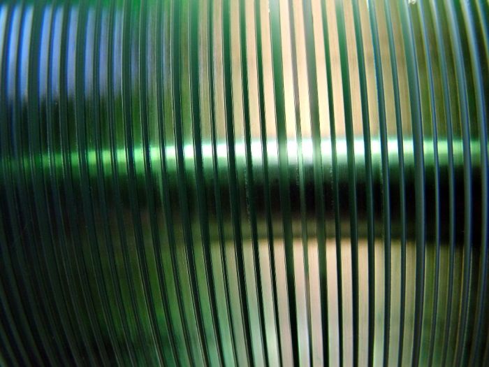 Warner wins retail support for hybrid high def disc