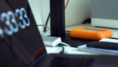 Hitachi announces 1 terabyte hard drive pair