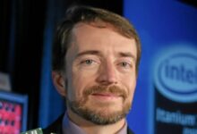 Hp ships itanium team to intel