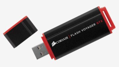 Corsair plays survivor with new flash drives