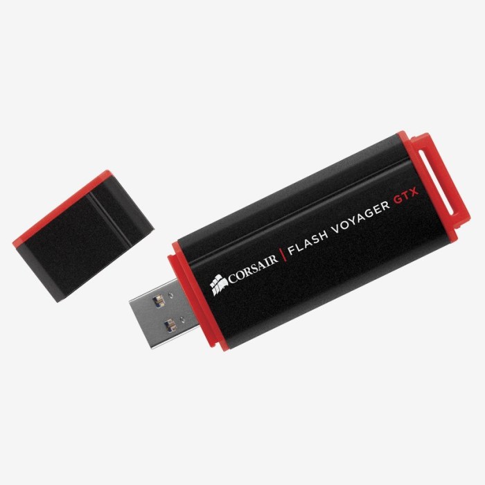 Corsair plays survivor with new flash drives