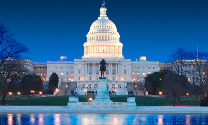 Connecticut calls for legal controls on social networking