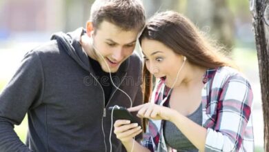 Sleek sync good choice for music mad cell phone users