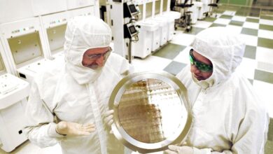 New ibm chip moves data at light speed