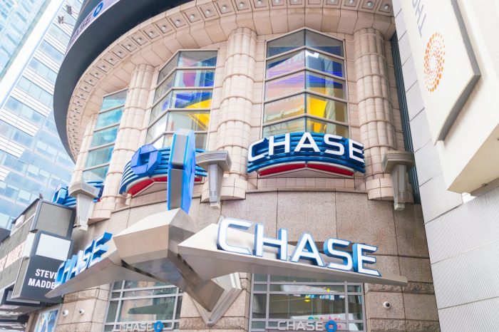 Chase bank rolls out contactless credit cards