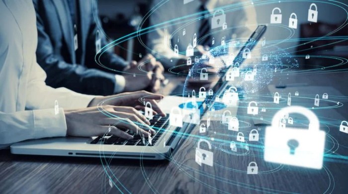 Report cybercriminals favor web browser attacks