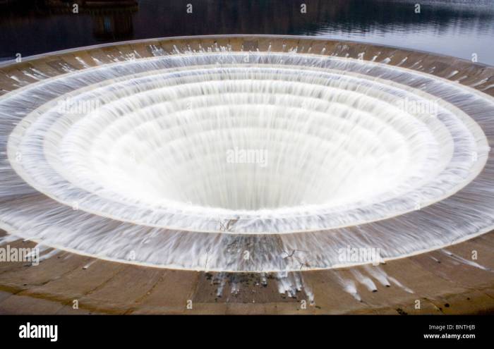 Centre warns about multiple bugs in Google Chrome for desktop users ... Google plugs desktop hole but risks remain