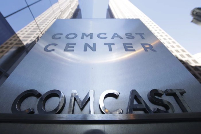 Comcast to give users a triple play control panel